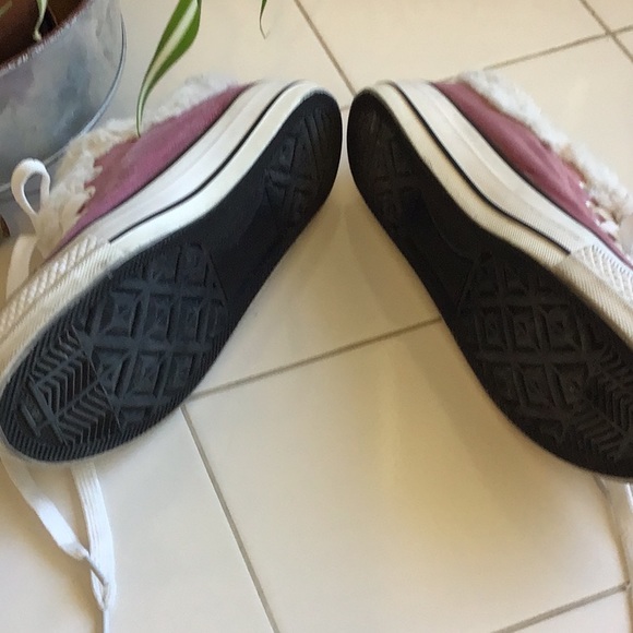 ‘PJ Salvage’ Dusty Rose Velour w/ Faux Fur Sneakers - Picture 5 of 7